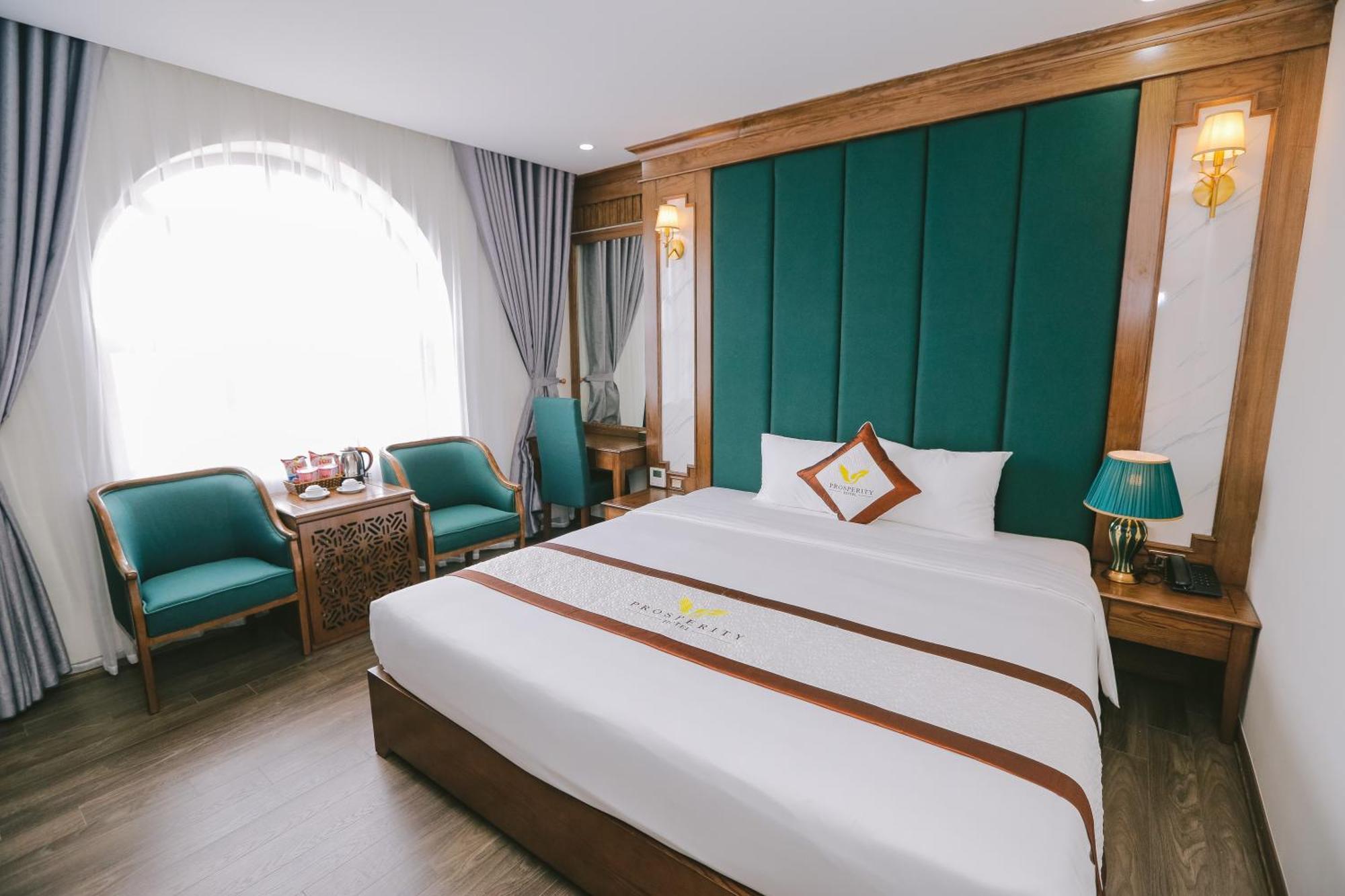 Prosperity Boutique Halong Hotel & Restaurent Ha Long Esterno foto