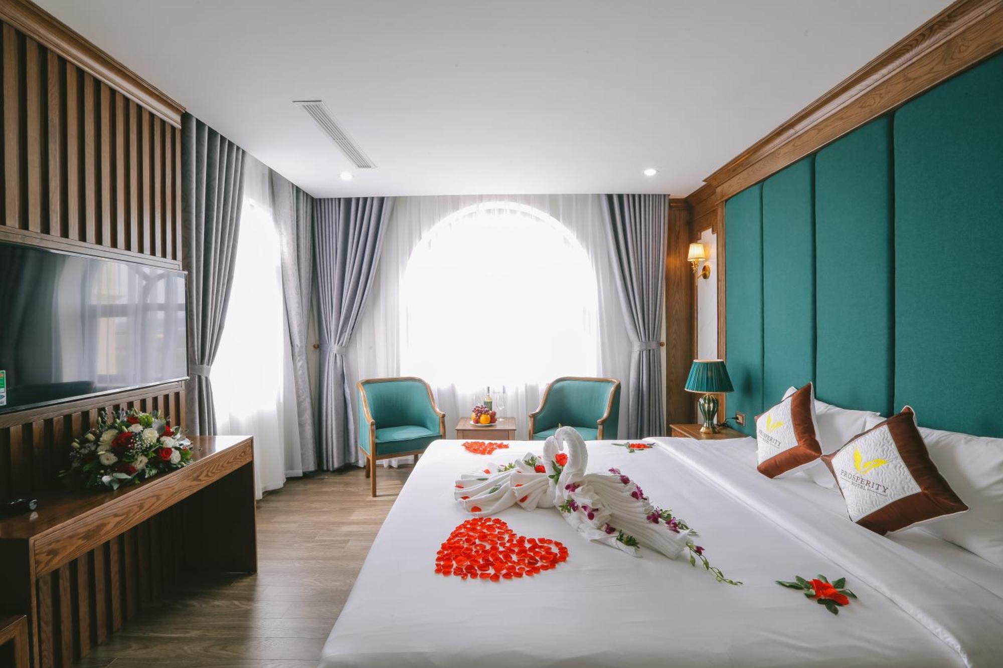 Prosperity Boutique Halong Hotel & Restaurent Ha Long Esterno foto